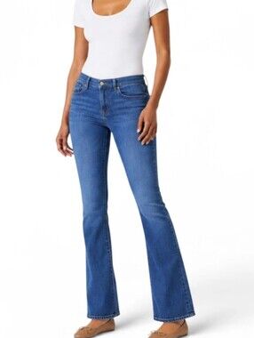 Levi’s Mid Rise Curvy Bootcut Jeans 30/32 – Medium Wash